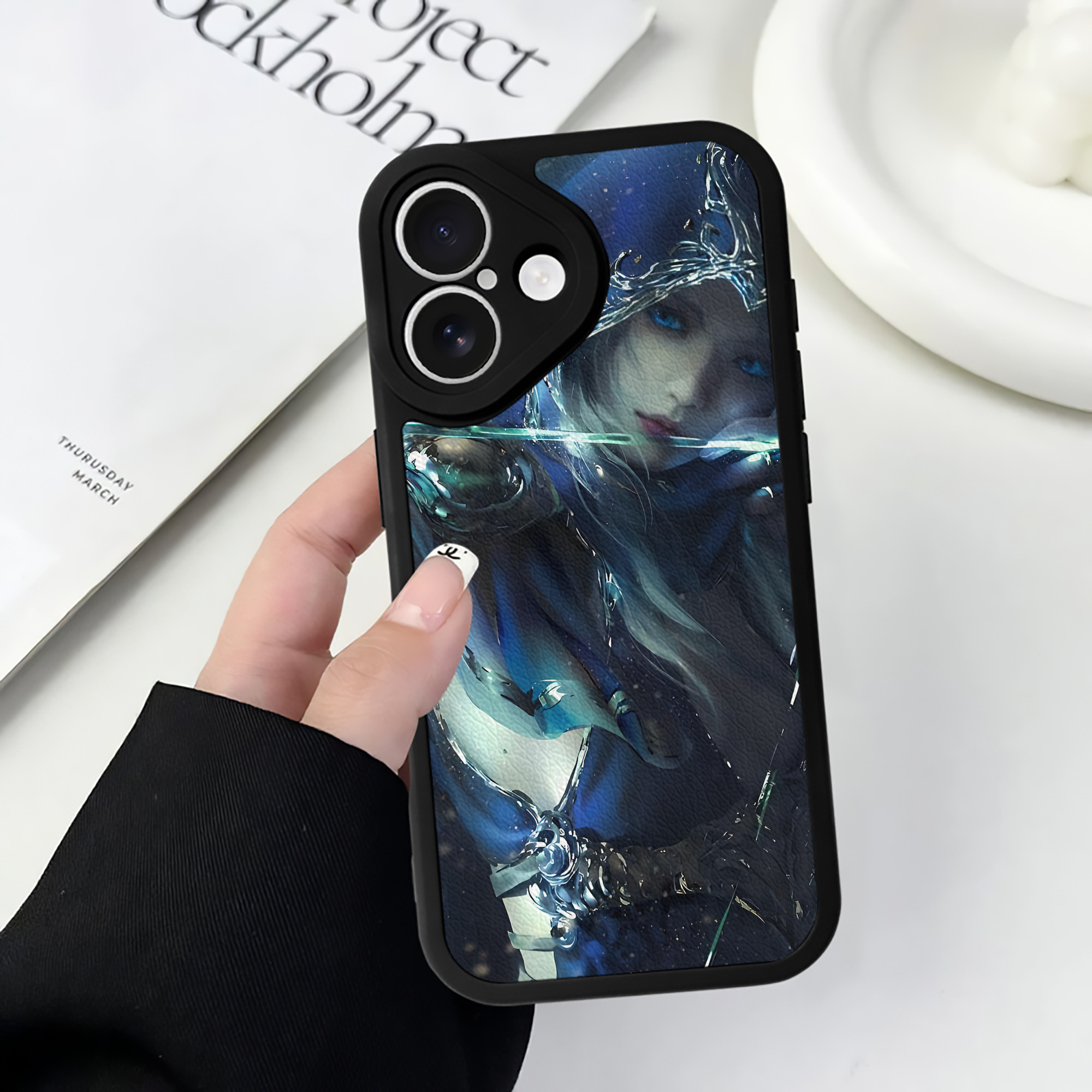 リーグ・オブ・レジェンド League of Legends LOL 【iPhone 16シリーズ対応】シリコンスマホケース（レザー調） 材質：シリコン